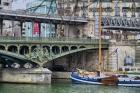 Pont de Bir Hakeim With Boat