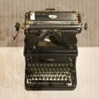 Typewriter 02 Royal