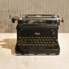 Typewriter 03 Royal