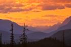 Alberta, Baniff NP, Sunset on Mountain ridges