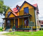 Exterior of Tennessee Williams' Birthplace, Columbus, Mississippi