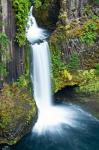 Toketee Falls, Umpqua National Forest, Oregon