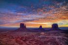 Monumental Valley Sunrise