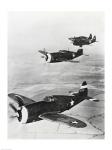 Three fighter planes in flight, P-47 Thunderbolt