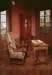 Interior of the study of Honore de Balzac (1799-1850) in his home in rue Raynouard (photo)