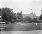 Manhasset, tennis at Manhanset House, Shelter Island, N.Y., c.1904 (b/w photo)