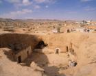 View of the Berber pit dwellings (ghorfa) (photo)