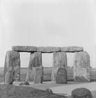 Stonehenge (b/w photo)