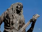 Kingston, Jamaica. Bronze statue of singer songwriter Bob Marley, 1945 - 1981, in Celebrity Park. The statue was created by Jamaican sculptor Alvin Marriot, 1902 - 1992.