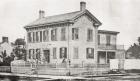 Abraham Lincolns' family home in Springfield, Illinois, America. Abraham Lincoln, 1809  1865. 16th President of the United States of America. From Abraham Lincoln, The Prairie Years, published 1926.