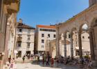 Peristyle or Perestil Square, Split, Croatia (photo)
