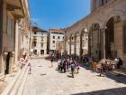 Peristyle or Perestil Square, Split, Croatia (photo)