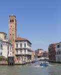 Water traffic turning from the Grand Canal to enter the Cannaregio Canal, Venice, Veneto Region, Italy (photo)
