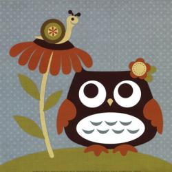 Owl Looking at Snail | Obraz na stenu