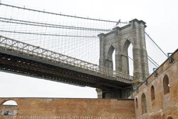 Brooklyn Bridge (brick walls) | Obraz na stenu