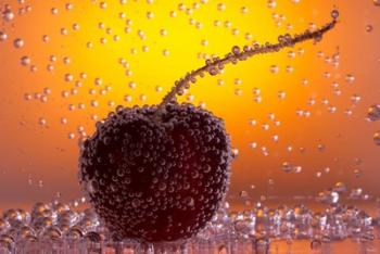 Cherry Underwater Covered In Water Drops II | Obraz na stenu