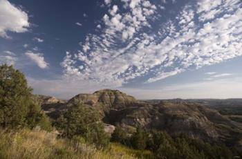 Green Mountains Under Blue Sky | Obraz na stenu