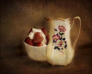 Strawberries And Cream | Obraz na stenu