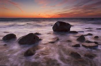 Rocks On Silky Water | Obraz na stenu