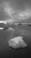 Icebergs 1 Vertical B&W | Obraz na stenu