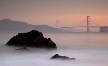 Rocks And Golden Gate Bridge | Obraz na stenu
