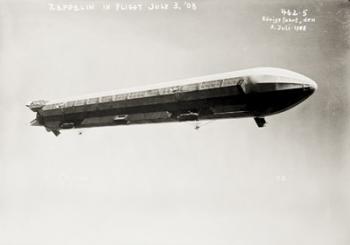 Zeppelin Airship in Flight II | Obraz na stenu
