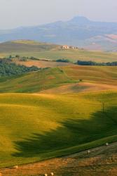 Tuscan Vertical Distant Hill Castle | Obraz na stenu