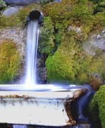 Runoff Tub | Obraz na stenu