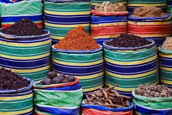 Colorful Spices at Bazaar, Luxor, Egypt | Obraz na stenu