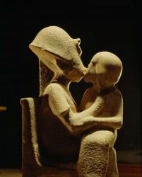 Akhenaten with child, Egyptian Museum, Amarna, Cairo, Egypt | Obraz na stenu