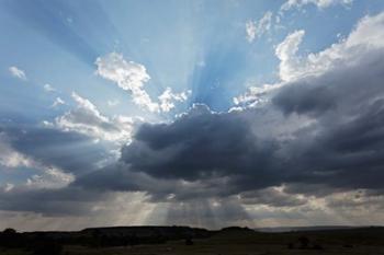 Light beams  through clouds, Maasai Mara, Kenya | Obraz na stenu