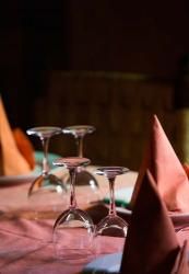 MOROCCO, AGADIR, Fine Dining Room and glasses | Obraz na stenu