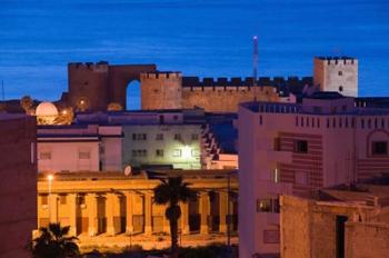 MOROCCO, SAFI: Qasr, al, Bahr Portuguese Fort at night | Obraz na stenu