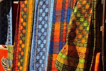 Cloth stall, African curio market, Cape Town, South Africa. | Obraz na stenu