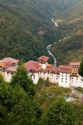 Trongsa Dzong Fortress, Bhutan rice terraces | Obraz na stenu