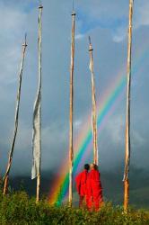 Rainbow and Monks with Praying Flags, Phobjikha Valley, Gangtey Village, Bhutan | Obraz na stenu