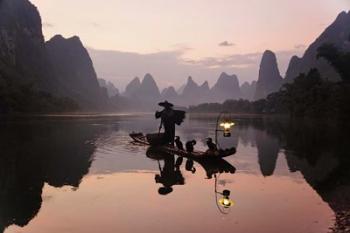 Traditional Chinese Fisherman with Cormorants, Li River, Guilin, China | Obraz na stenu