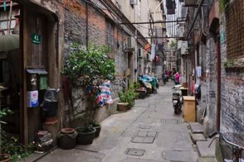 Narrow lanes in traditional residence, Shanghai, China | Obraz na stenu