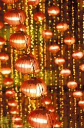 Beijing Hotel Lobby and Red Chinese Lanterns, China | Obraz na stenu