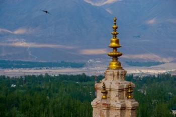 India, Ladakh, Leh, Gonpa Soma Jokhang spire, | Obraz na stenu
