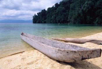 Beached Canoe on Lake Poso, Sulawesi, Indonesia | Obraz na stenu