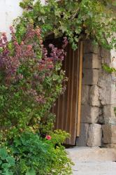 Doorway in Small Village in Cappadoccia, Turkey | Obraz na stenu