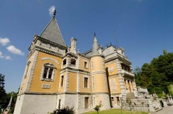 Massandra Palace, Yalta, Ukraine | Obraz na stenu