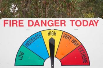 Fire Danger Warning Sign, Queensland, Australia | Obraz na stenu