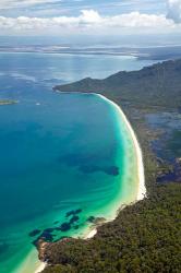 Hazards Beach Coastline, Freycinet, Tasmania, Australia | Obraz na stenu