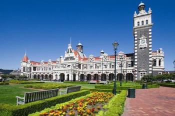 Park near Ornate Railroad Station, Dunedin, South Island, New Zealand | Obraz na stenu