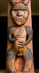 New Zealand, Waitakere Ranges, Pou guardian post | Obraz na stenu