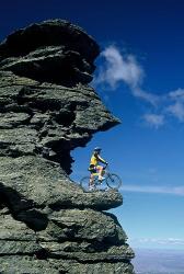 Mountain Biker and Rock Tor, Dunstan Mountains, Central Otago | Obraz na stenu