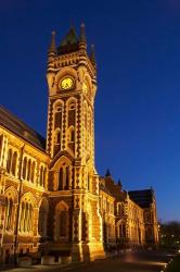 Historic Registry Building, University of Otago, South Island, New Zealand (vertical) | Obraz na stenu