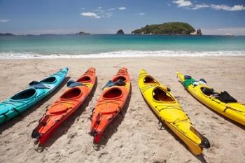 Kayaks on Beach, Hahei, Coromandel Peninsula, North Island, New Zealand | Obraz na stenu